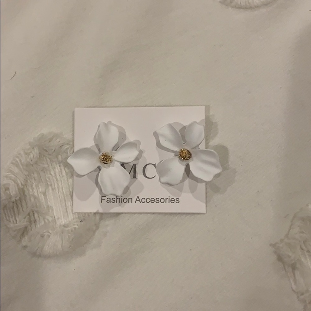 Cute earrings